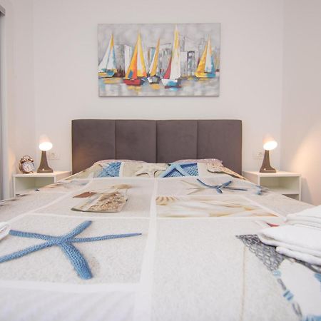 Apartmani Mario Malinska Exterior foto